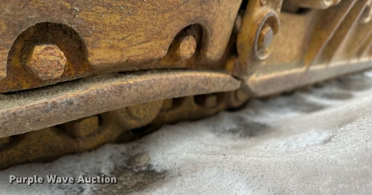 image for item ER5089 1981 Caterpillar D6D cable plow