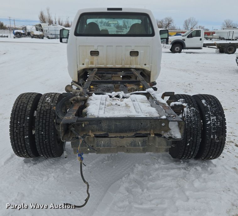 image for item ER5092 2008 Ford F550 Super Duty XL truck cab and chassis