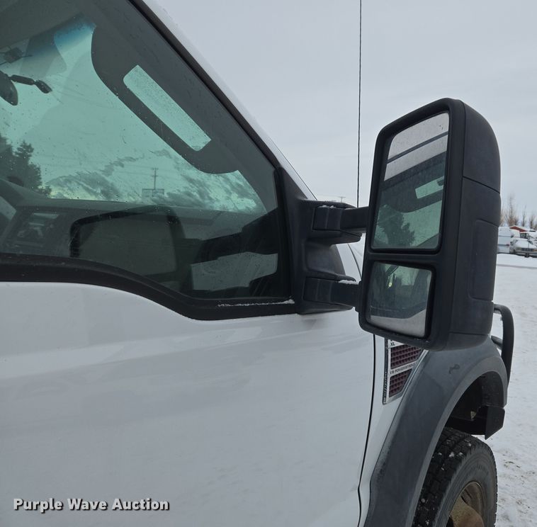 image for item ER5092 2008 Ford F550 Super Duty XL truck cab and chassis