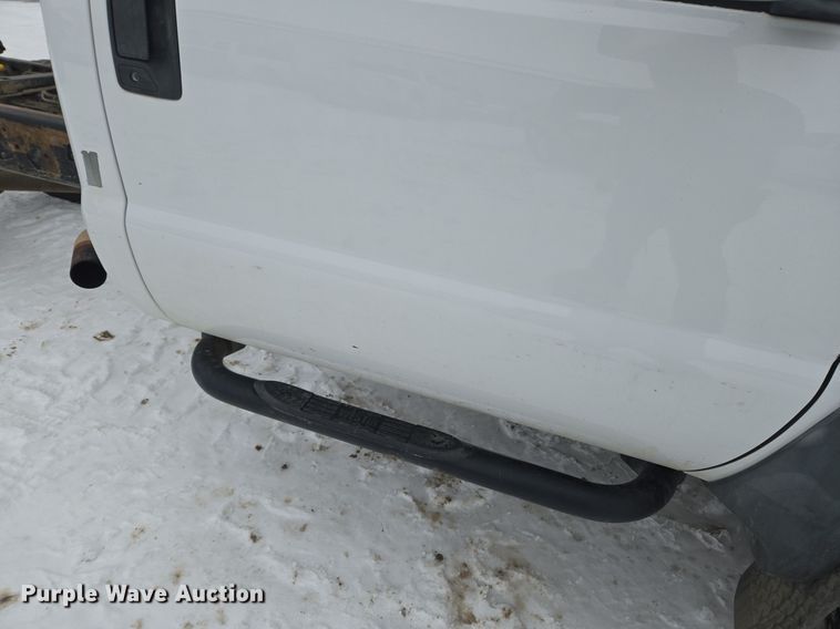 image for item ER5092 2008 Ford F550 Super Duty XL truck cab and chassis