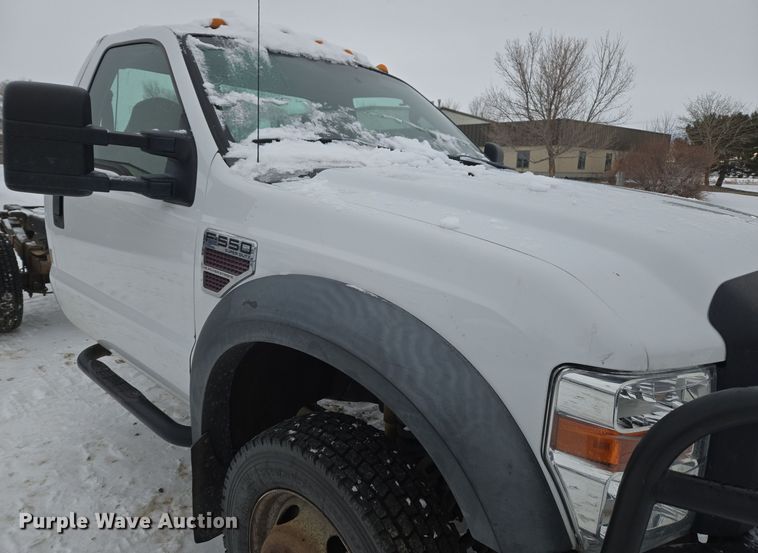 image for item ER5092 2008 Ford F550 Super Duty XL truck cab and chassis