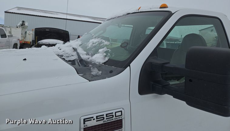 image for item ER5092 2008 Ford F550 Super Duty XL truck cab and chassis