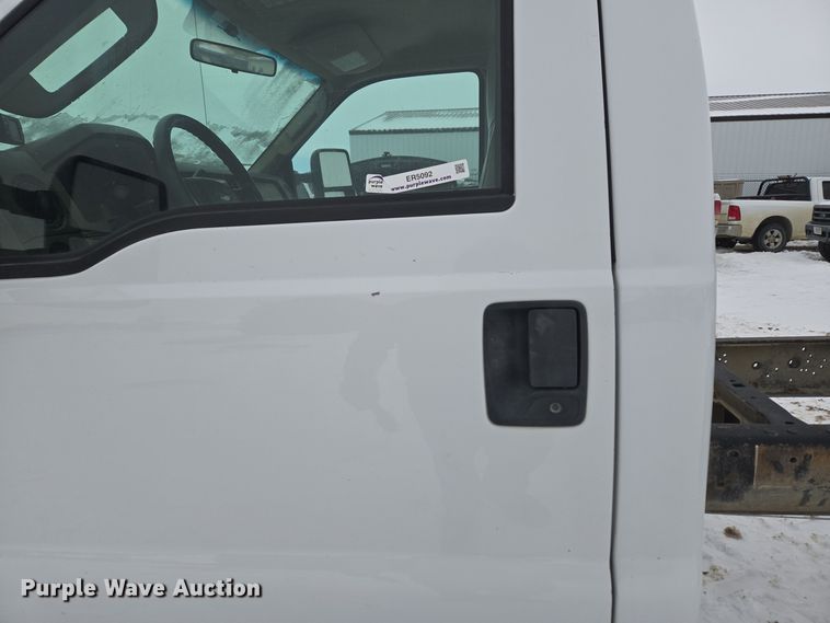 image for item ER5092 2008 Ford F550 Super Duty XL truck cab and chassis