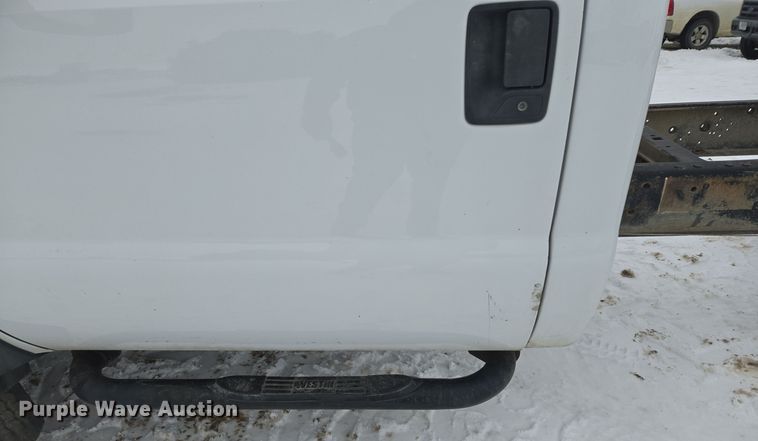 image for item ER5092 2008 Ford F550 Super Duty XL truck cab and chassis