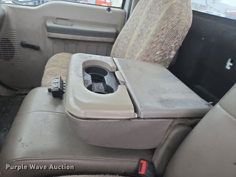 image for item ER5092 2008 Ford F550 Super Duty XL truck cab and chassis