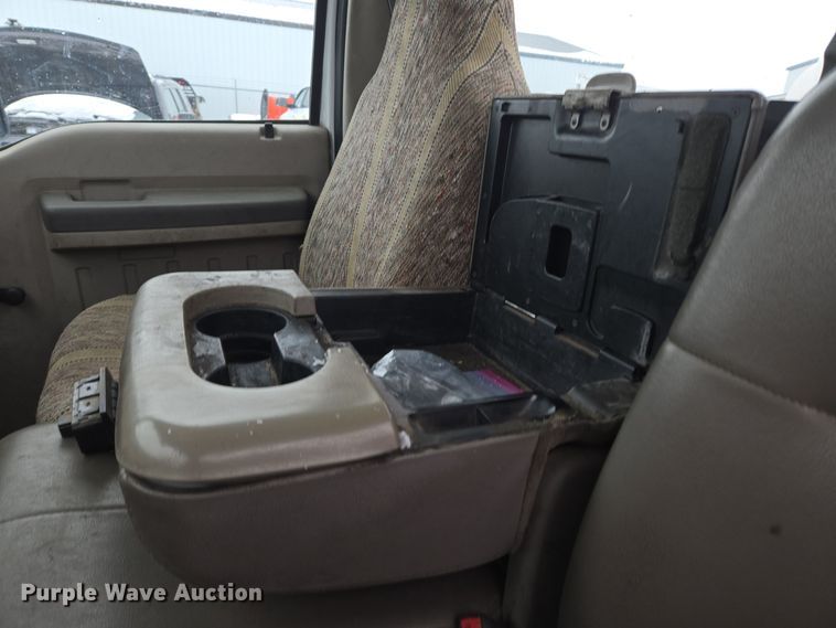 image for item ER5092 2008 Ford F550 Super Duty XL truck cab and chassis