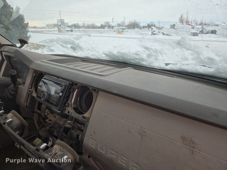 image for item ER5092 2008 Ford F550 Super Duty XL truck cab and chassis