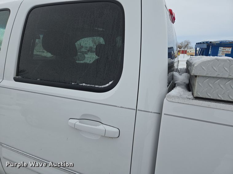 image for item ER5093 2011 GMC Sierra 1500 Crew Cab pickup truck