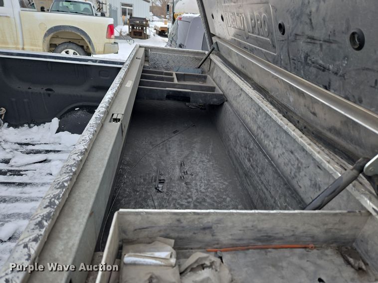 image for item ER5093 2011 GMC Sierra 1500 Crew Cab pickup truck