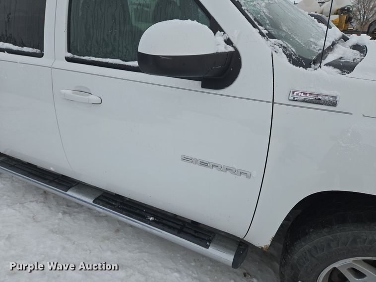 image for item ER5093 2011 GMC Sierra 1500 Crew Cab pickup truck