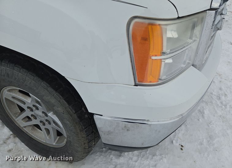 image for item ER5093 2011 GMC Sierra 1500 Crew Cab pickup truck