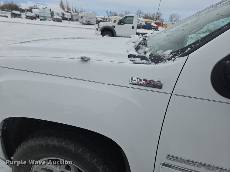 image for item ER5093 2011 GMC Sierra 1500 Crew Cab pickup truck