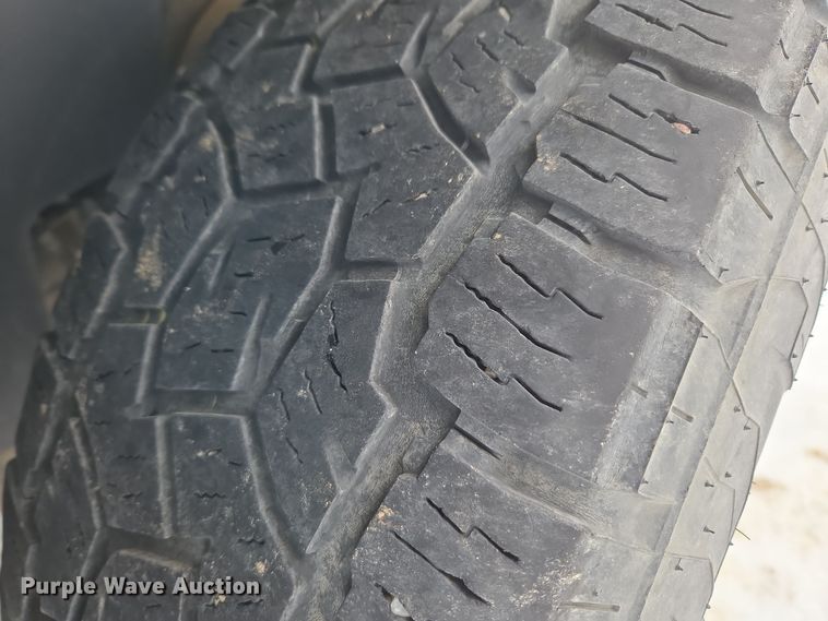 image for item ER5093 2011 GMC Sierra 1500 Crew Cab pickup truck