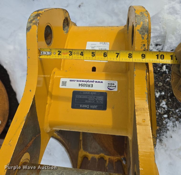 image for item ER5094 John Deere backhoe bucket