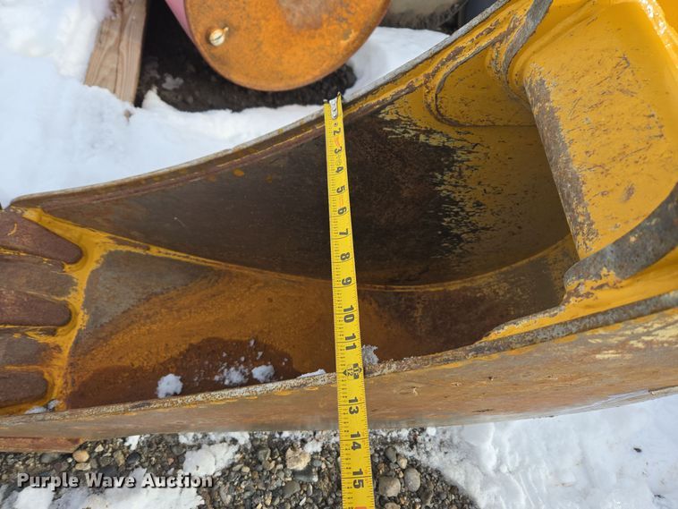 image for item ER5094 John Deere backhoe bucket