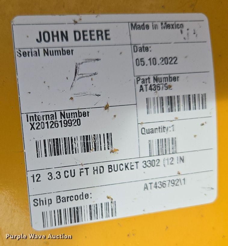 image for item ER5094 John Deere backhoe bucket