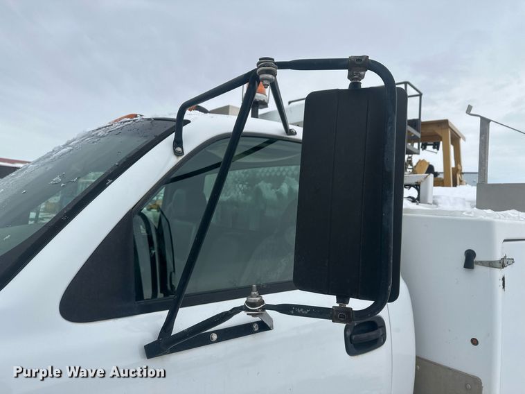 image for item ER5095 2007 Chevrolet Silverado 3500 utility bed pickup truck