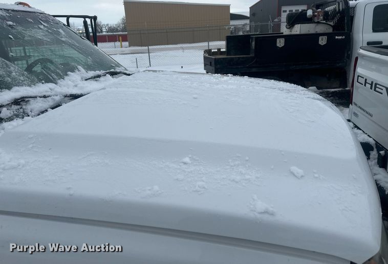 image for item ER5095 2007 Chevrolet Silverado 3500 utility bed pickup truck