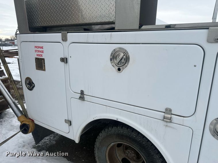 image for item ER5095 2007 Chevrolet Silverado 3500 utility bed pickup truck