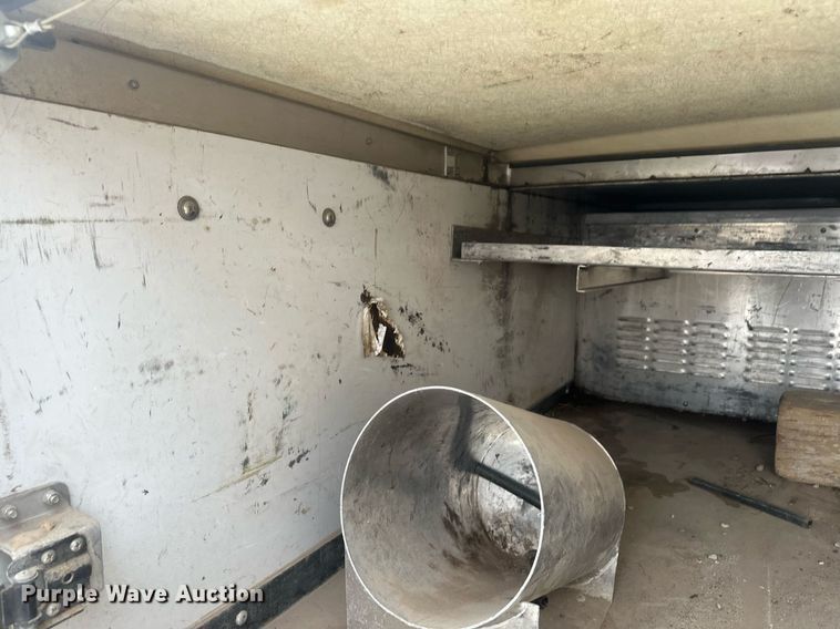 image for item ER5095 2007 Chevrolet Silverado 3500 utility bed pickup truck