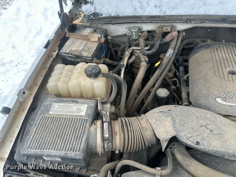 image for item ER5095 2007 Chevrolet Silverado 3500 utility bed pickup truck