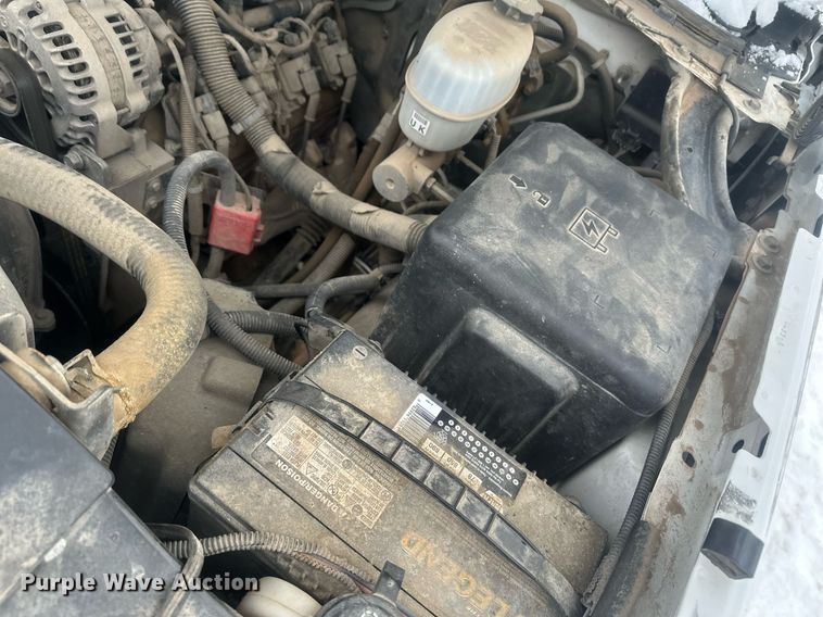 image for item ER5095 2007 Chevrolet Silverado 3500 utility bed pickup truck