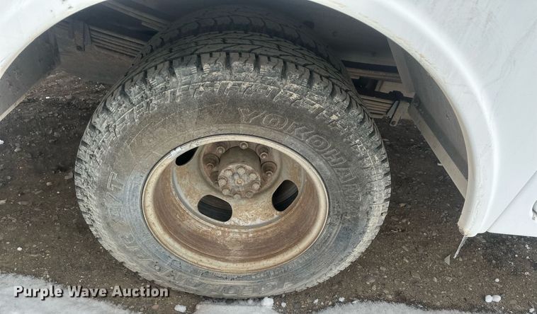 image for item ER5095 2007 Chevrolet Silverado 3500 utility bed pickup truck