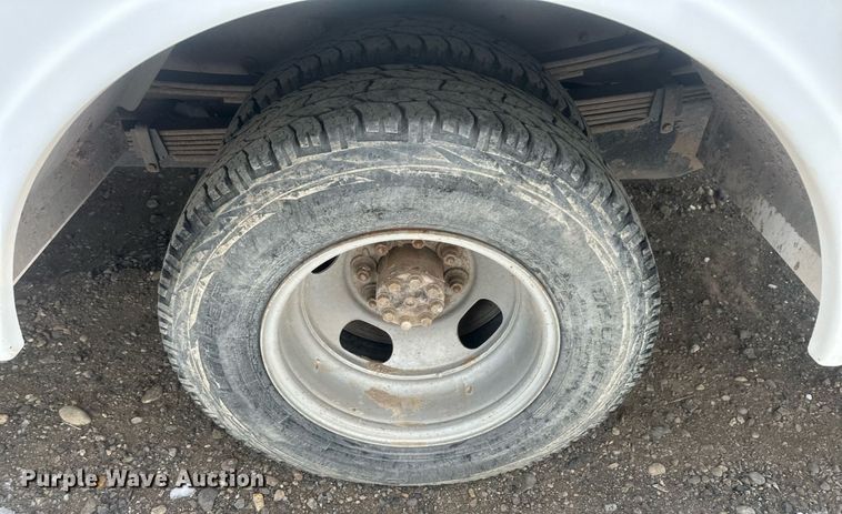 image for item ER5095 2007 Chevrolet Silverado 3500 utility bed pickup truck