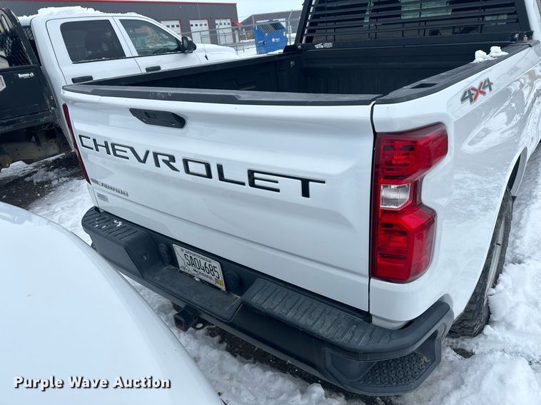 image for item ER5096 2019 Chevrolet Silverado 1500 Double Cab pickup truck