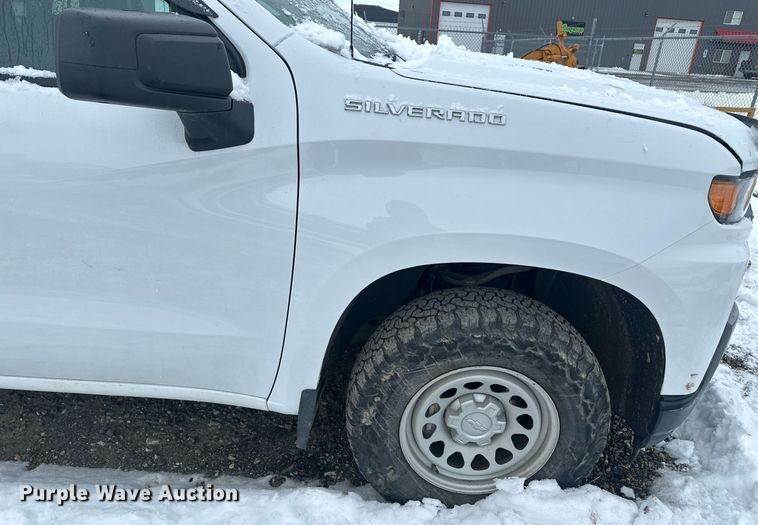 image for item ER5096 2019 Chevrolet Silverado 1500 Double Cab pickup truck