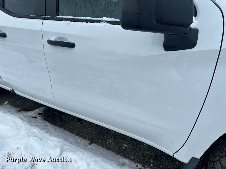 image for item ER5096 2019 Chevrolet Silverado 1500 Double Cab pickup truck