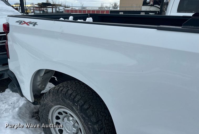 image for item ER5096 2019 Chevrolet Silverado 1500 Double Cab pickup truck