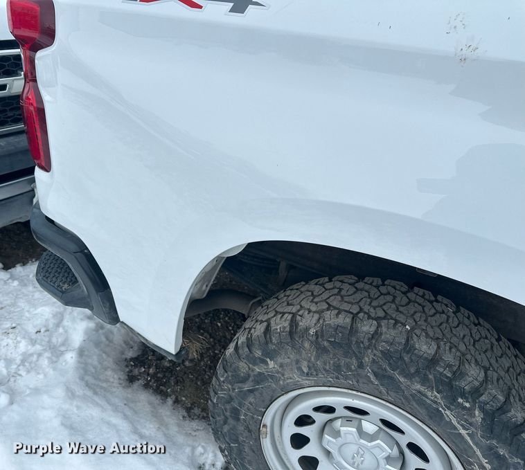 image for item ER5096 2019 Chevrolet Silverado 1500 Double Cab pickup truck