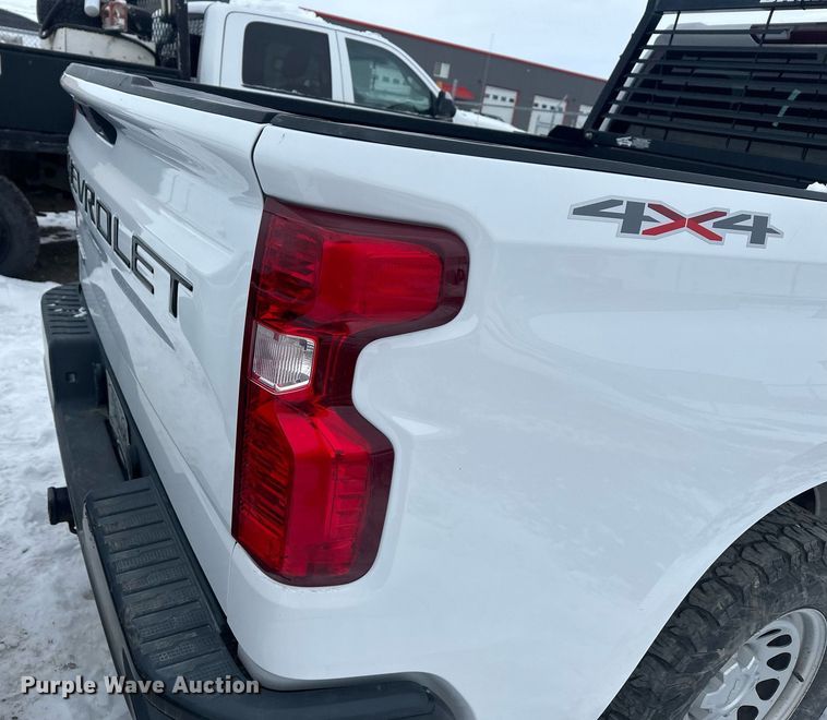 image for item ER5096 2019 Chevrolet Silverado 1500 Double Cab pickup truck