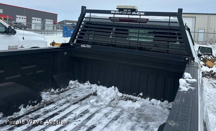 image for item ER5096 2019 Chevrolet Silverado 1500 Double Cab pickup truck