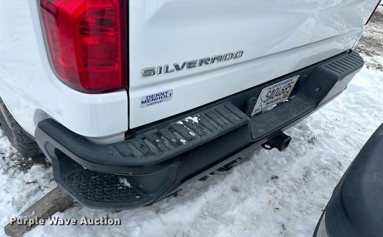 image for item ER5096 2019 Chevrolet Silverado 1500 Double Cab pickup truck