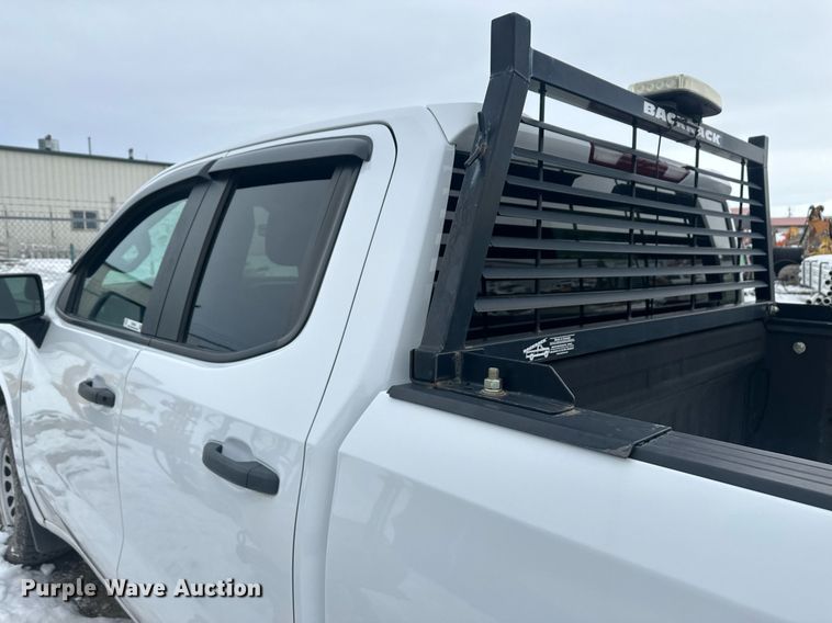 image for item ER5096 2019 Chevrolet Silverado 1500 Double Cab pickup truck