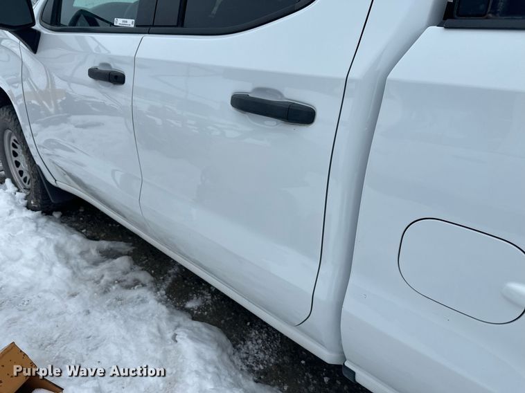 image for item ER5096 2019 Chevrolet Silverado 1500 Double Cab pickup truck