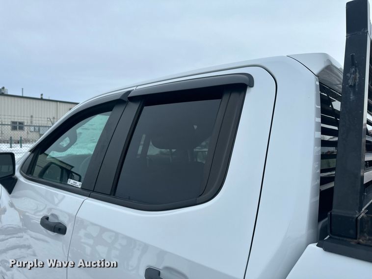 image for item ER5096 2019 Chevrolet Silverado 1500 Double Cab pickup truck