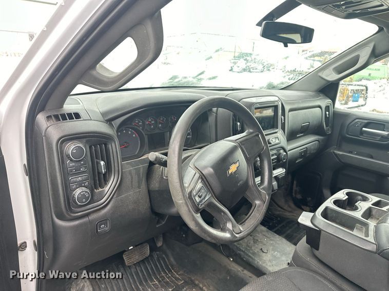 image for item ER5096 2019 Chevrolet Silverado 1500 Double Cab pickup truck