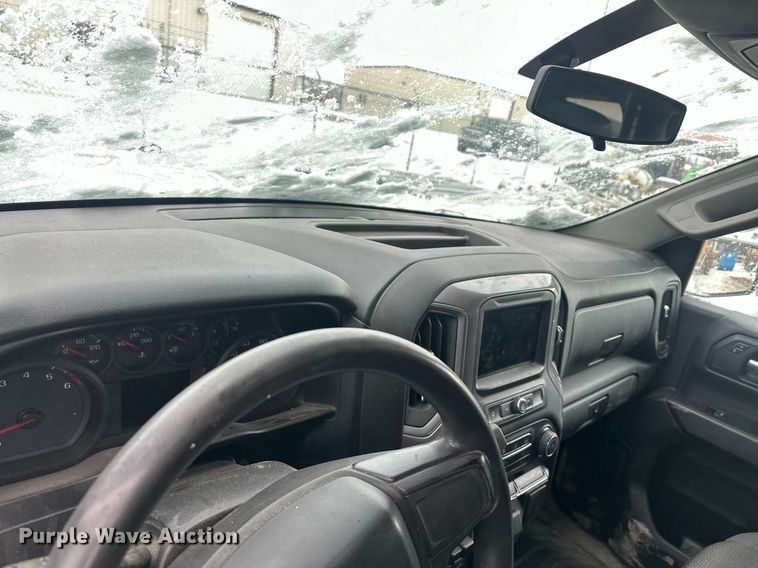 image for item ER5096 2019 Chevrolet Silverado 1500 Double Cab pickup truck