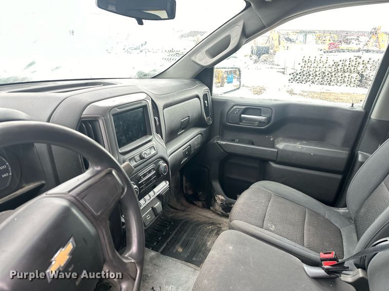 image for item ER5096 2019 Chevrolet Silverado 1500 Double Cab pickup truck