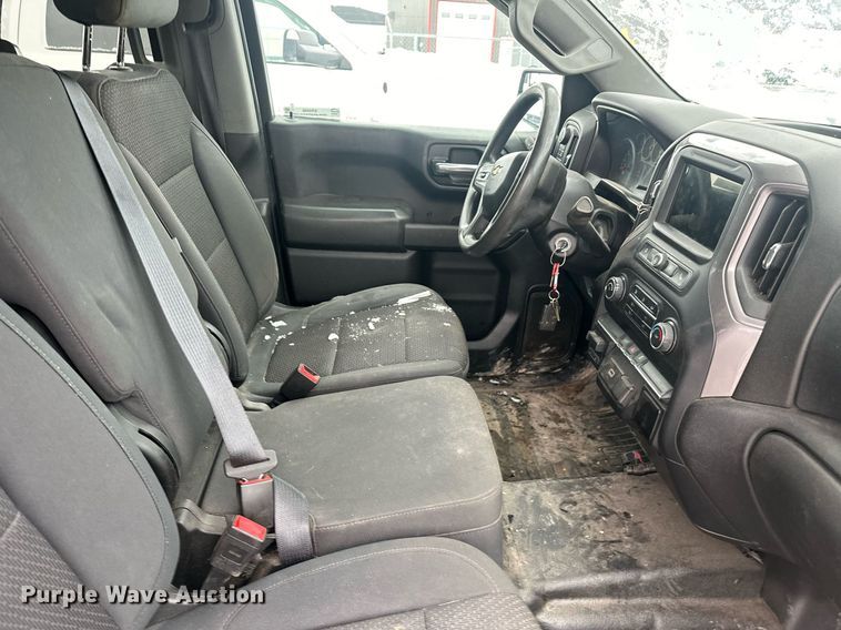 image for item ER5096 2019 Chevrolet Silverado 1500 Double Cab pickup truck