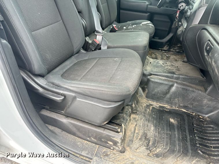 image for item ER5096 2019 Chevrolet Silverado 1500 Double Cab pickup truck