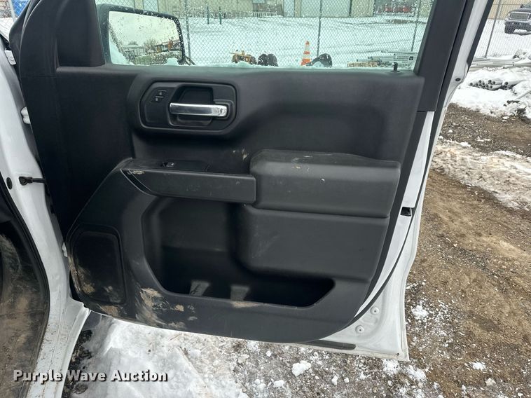 image for item ER5096 2019 Chevrolet Silverado 1500 Double Cab pickup truck