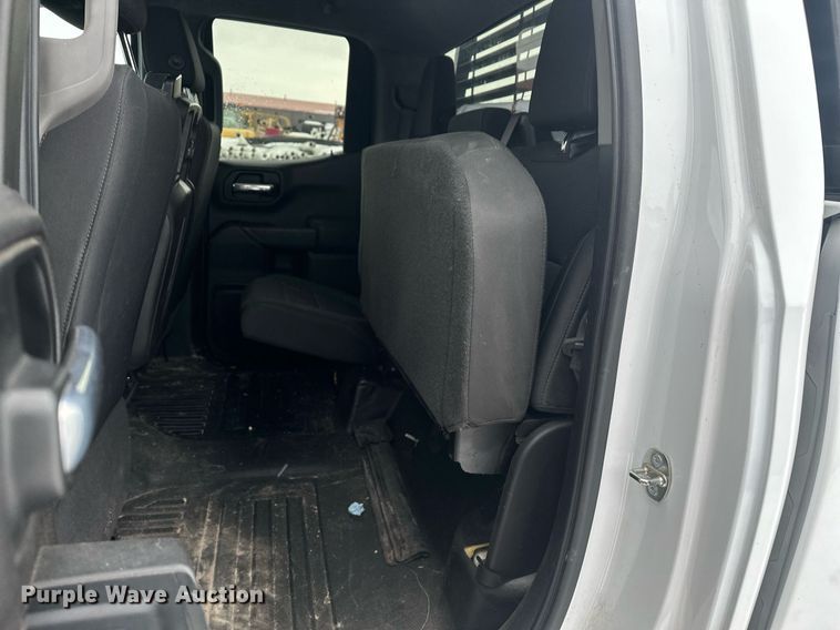 image for item ER5096 2019 Chevrolet Silverado 1500 Double Cab pickup truck