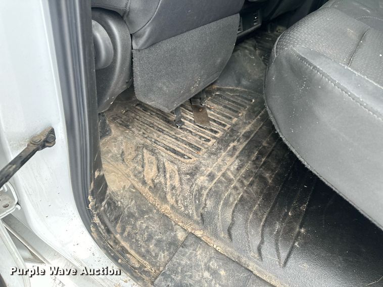 image for item ER5096 2019 Chevrolet Silverado 1500 Double Cab pickup truck