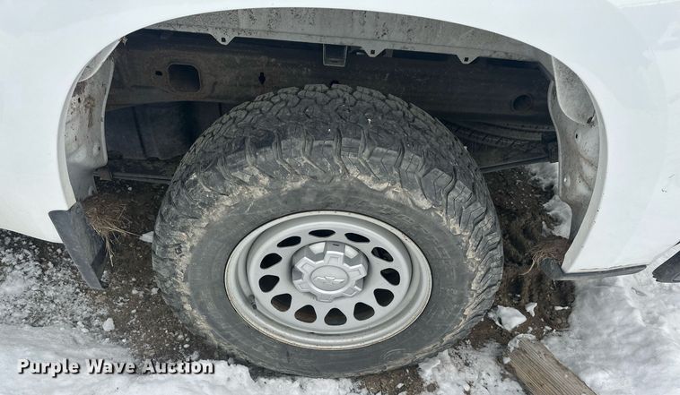 image for item ER5096 2019 Chevrolet Silverado 1500 Double Cab pickup truck