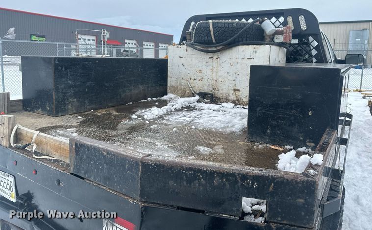 image for item ER5097 2015 Dodge Ram 3500 Crew Cab flatbed pickup truck