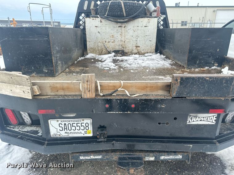 image for item ER5097 2015 Dodge Ram 3500 Crew Cab flatbed pickup truck